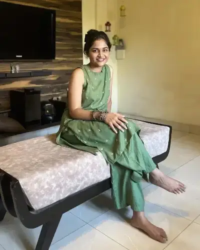 Adoor Call Girls