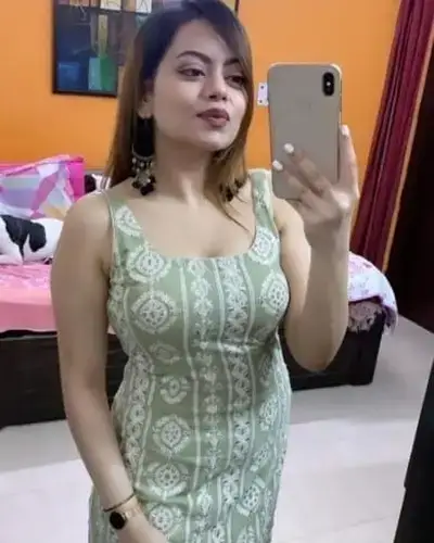 Call Girl in Adoor
